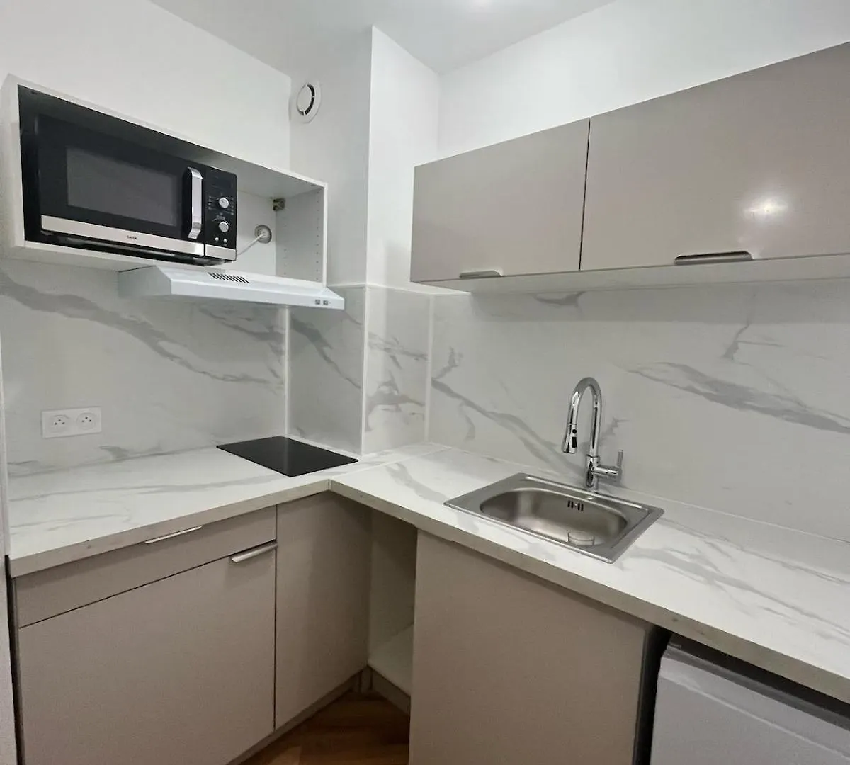 Avignon Erna Cosy Studio 0*,  France